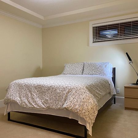 Spacious Modern New Suite 溫哥華 外观 照片