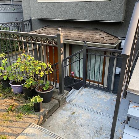 Spacious Modern New Suite 溫哥華 外观 照片